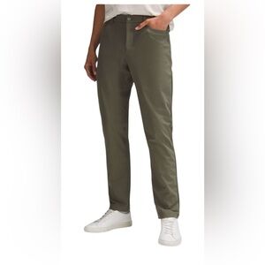 Lululemon  32 Mens  ABC pant, classic fit Army green